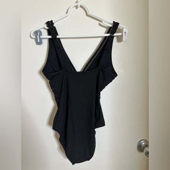 Nwot Sea Level Eco Essentials Spliced A-DD Cup One Piece Swimsuit sz 4 - Picture 4 of 6